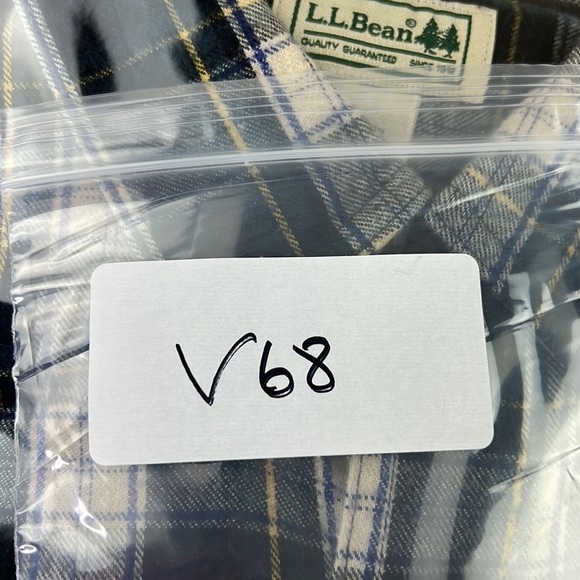 L.L. Bean green plaid flannel button down shirt - Picture 6 of 6